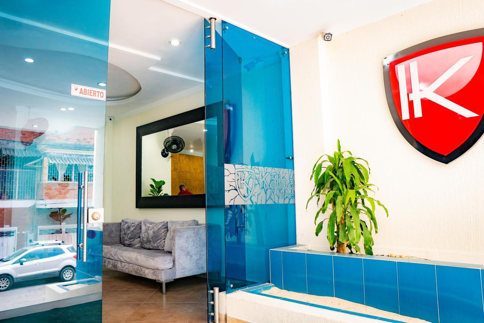 Kalina Hotel 히라르도트 외부 사진