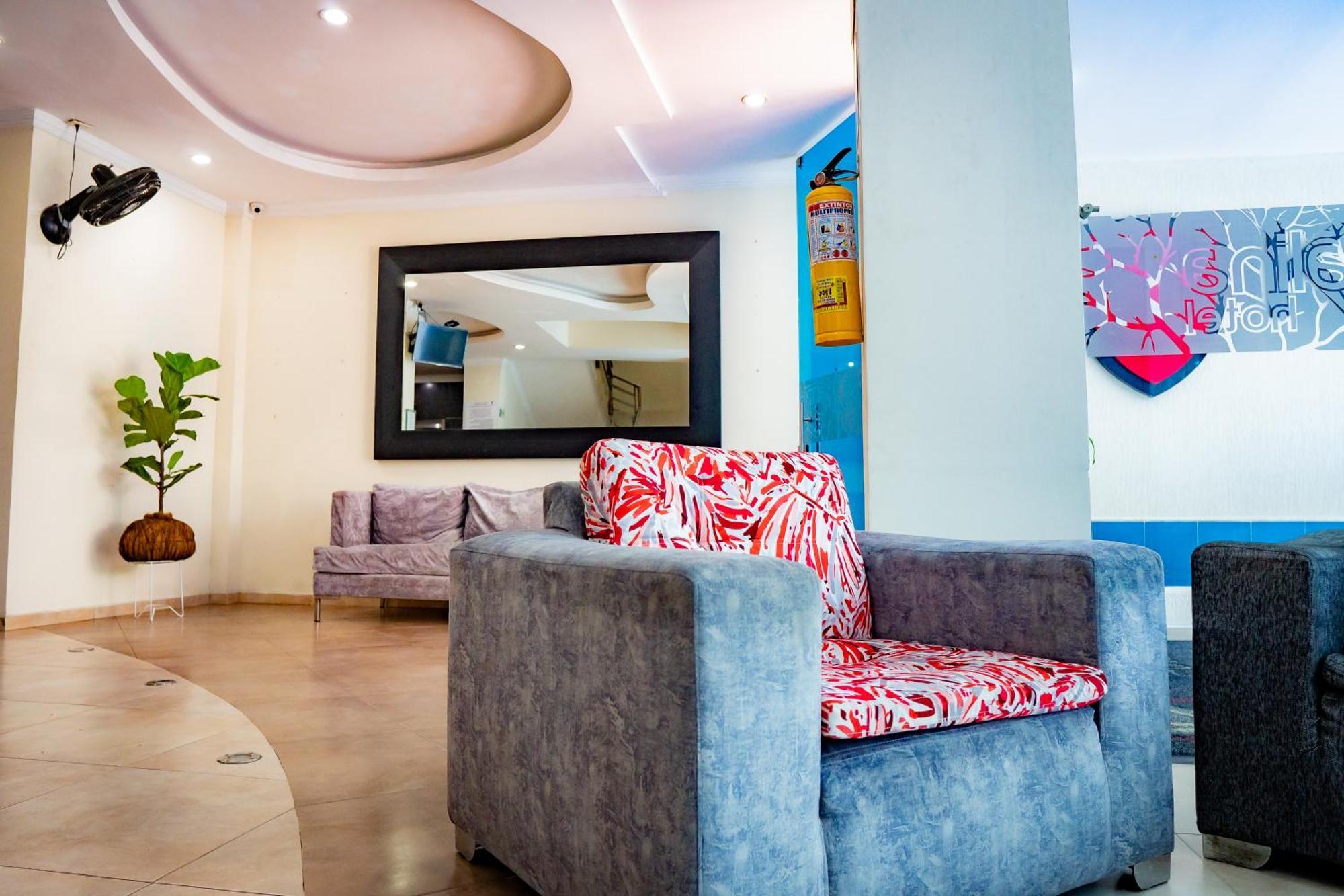 Kalina Hotel 히라르도트 외부 사진